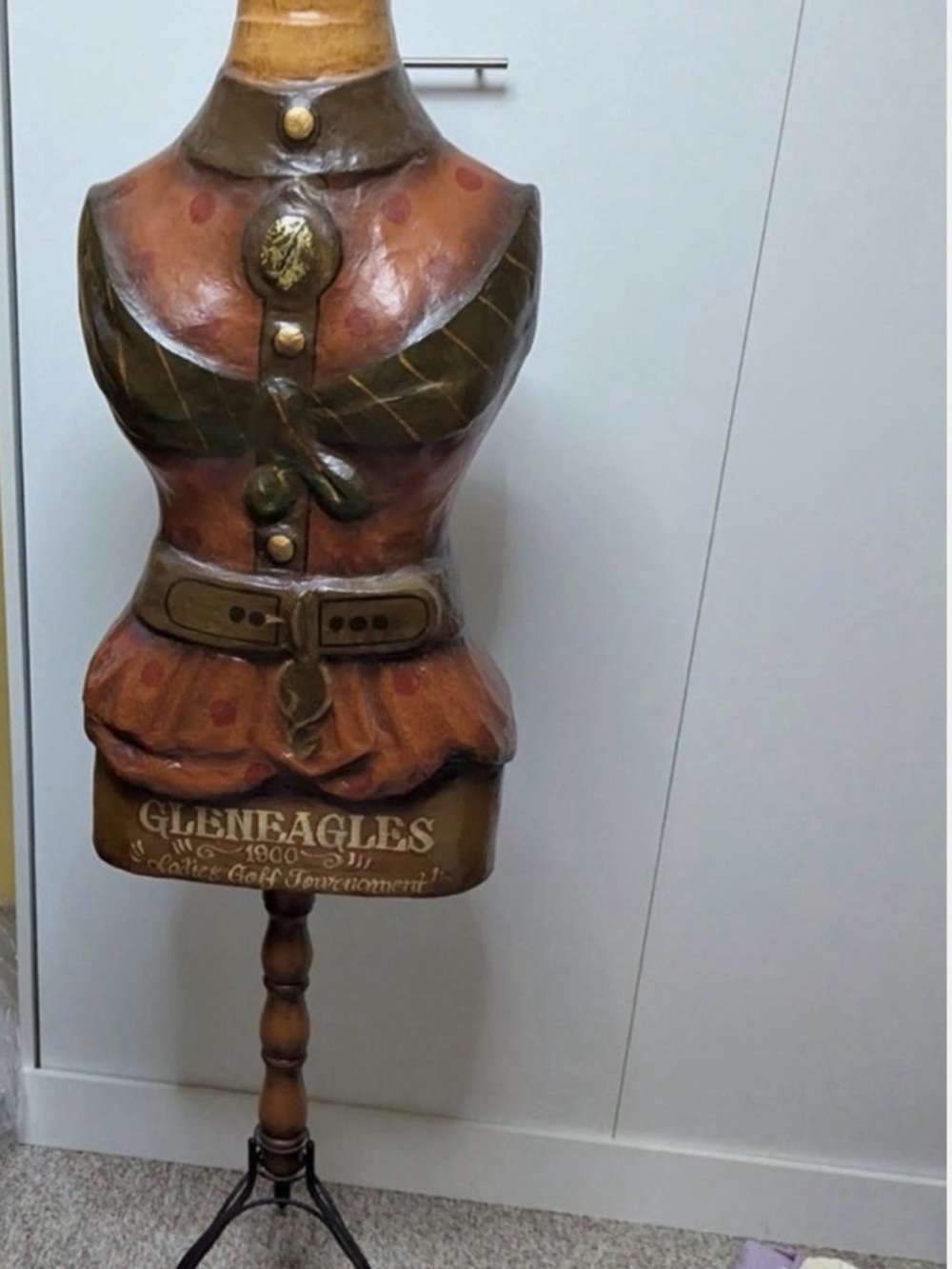 VINTAGE Gleneagles Lady Golf Tournament Figurine 1900 Wood Golf Brown Green Red